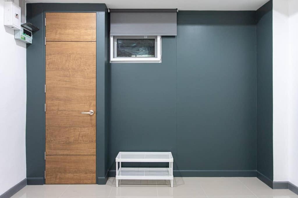 P1 Silom Pan Large Room Full Kitchen Wifi 4-6Pax Bangkok Exterior foto